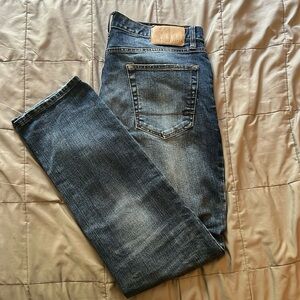 Aeropostale men’s skinny distressed jeans 33x32